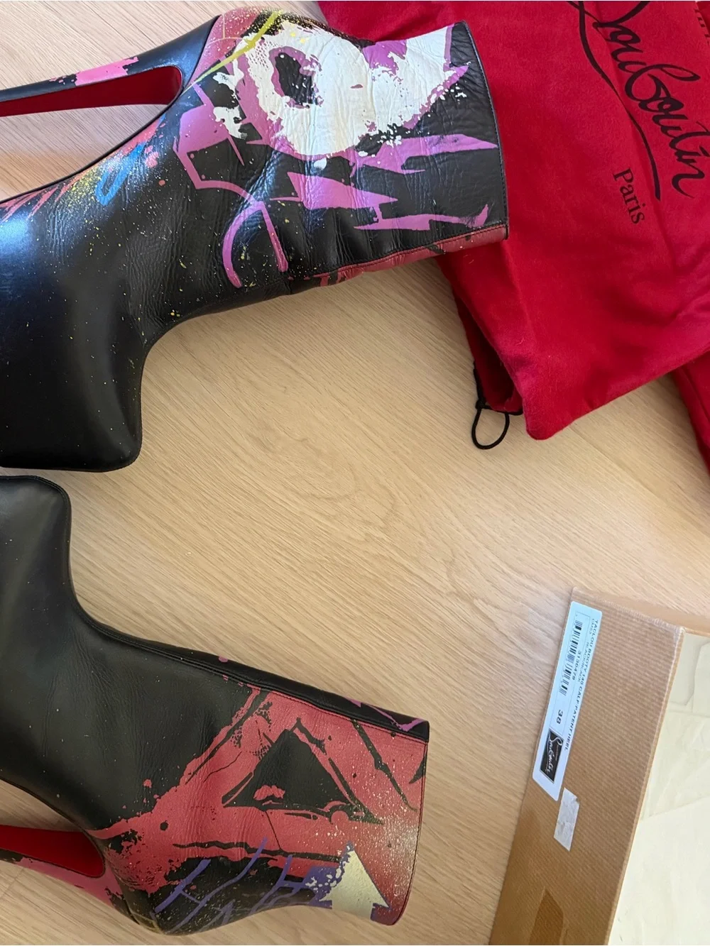 Christian Louboutin daf 160 size 38 booties boots